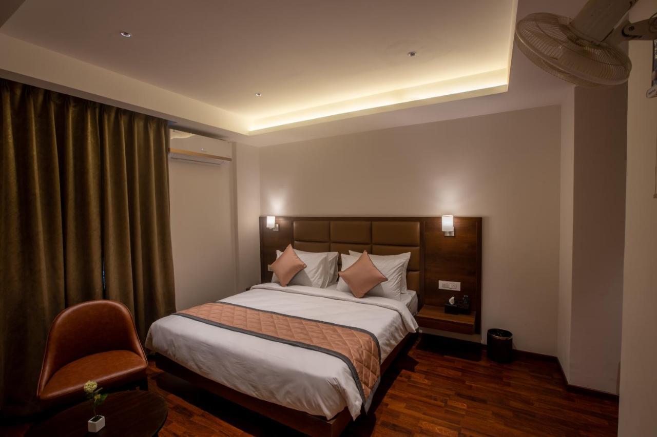 Golden Fortune Inn Hotel Bengalúr Exteriér fotografie